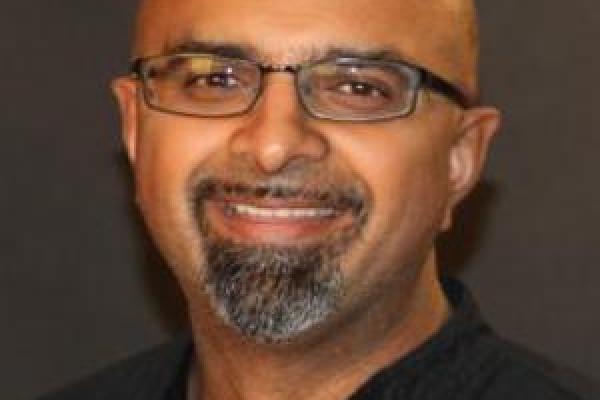 Pranav Jani headshot